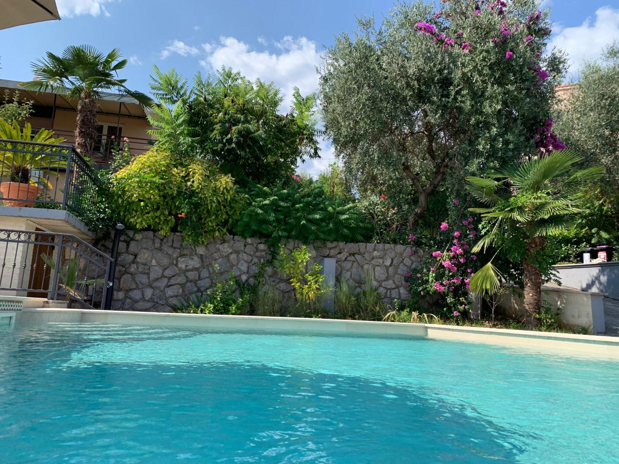 Grand Pool Apartment Ika-Opatija Dış mekan fotoğraf